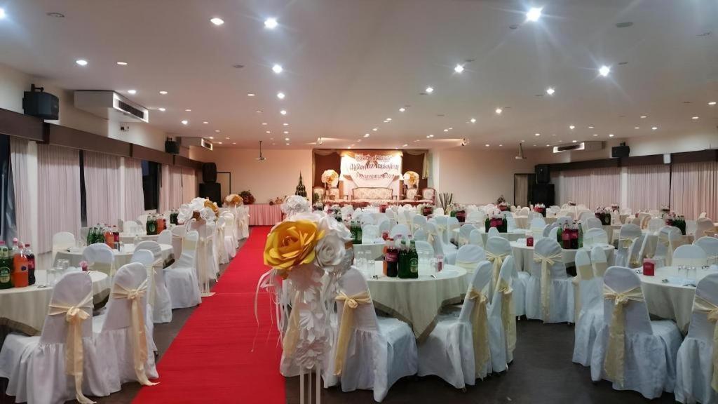 Dusit Hotel Sakon Nakhon Εξωτερικό φωτογραφία